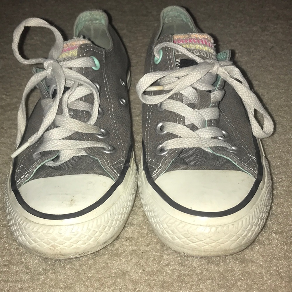 Converse - Picture 2 of 3